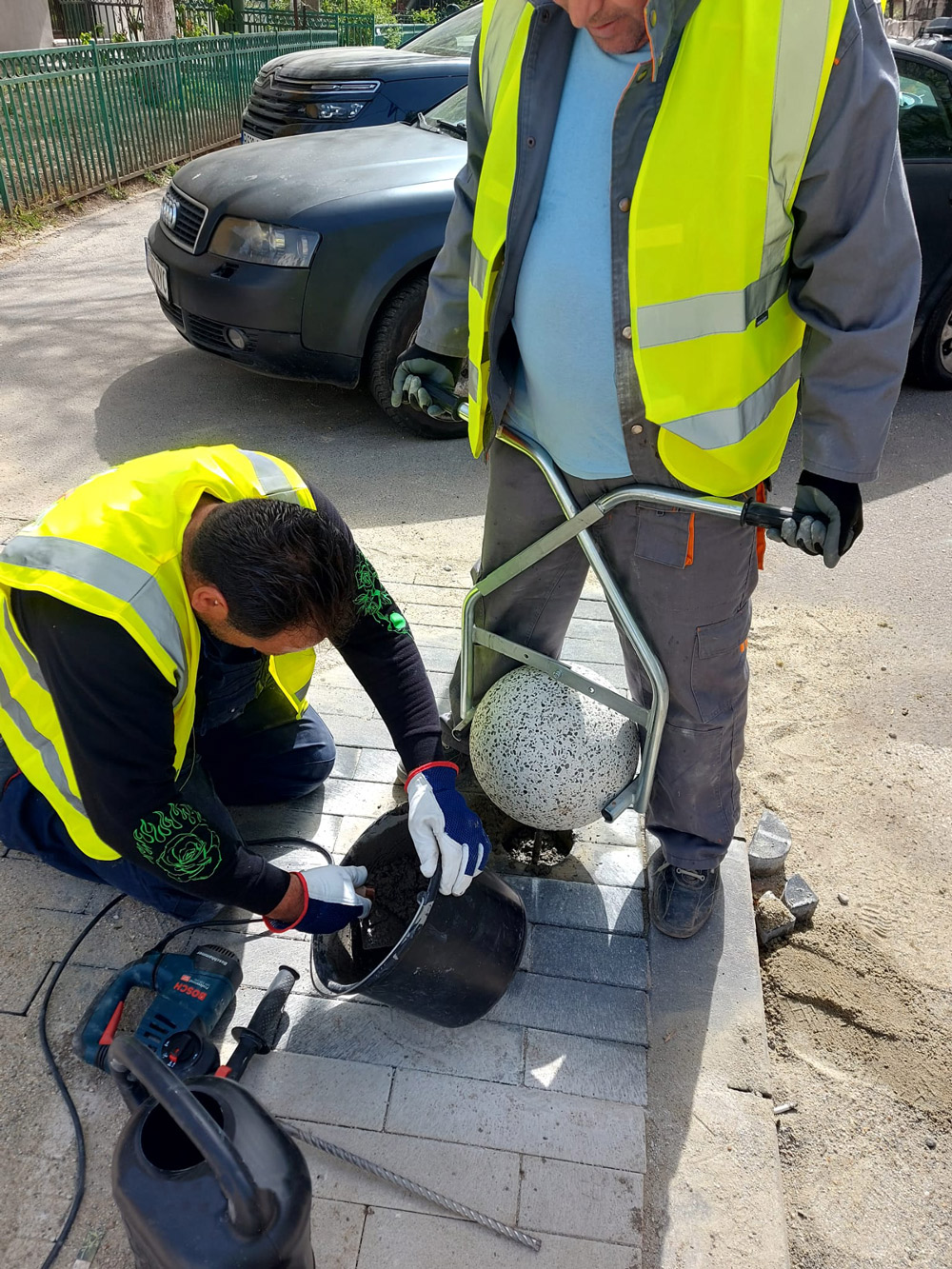 Cleste montaj bolarzi beton